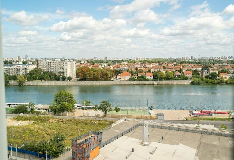 استودیوی استاندارد, All Suites Choisy Le Roi