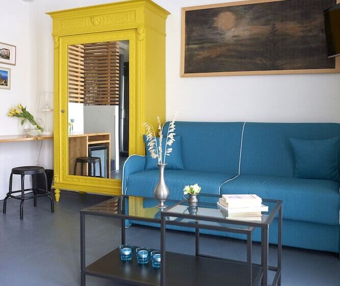 スタンダード４人部屋, Curù