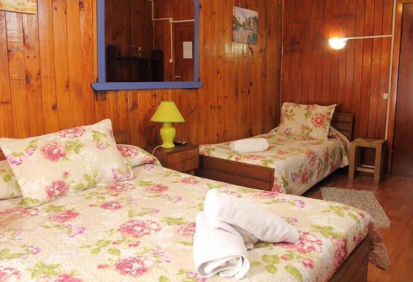 Номер Стандарт Трехместный, Hostal Benavente