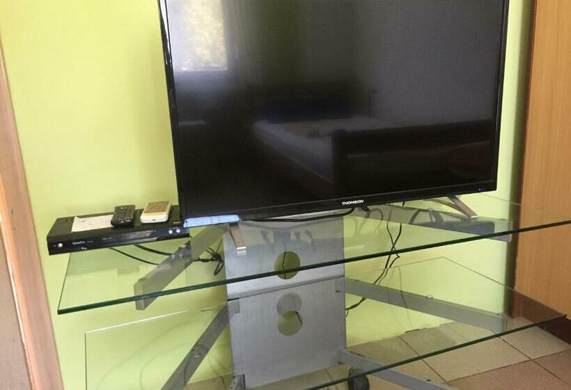 غرفة قياسية, Hostel Lega House