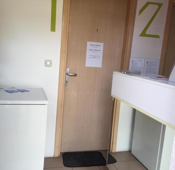 Номер Стандарт, Hostel Lega House