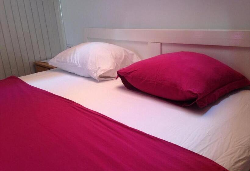 غرفة قياسية حمام مشترك, Hostel Lega House