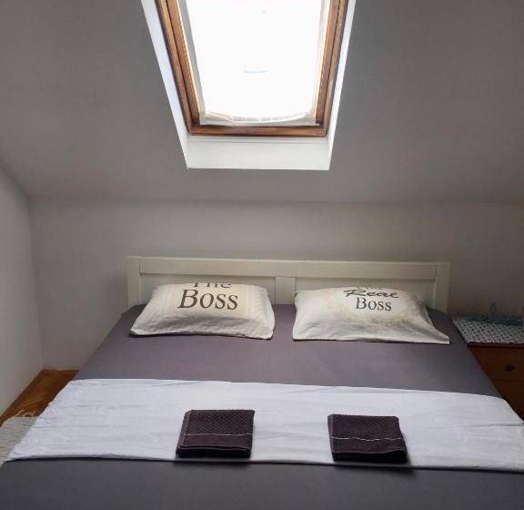 غرفة قياسية حمام مشترك, Hostel Lega House