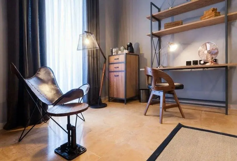 Deluxe-huone, Ax The Saint John