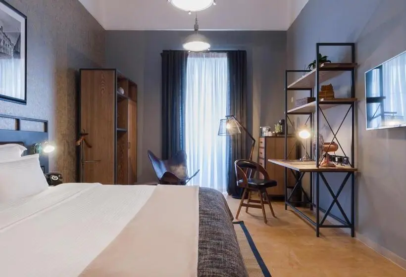 Deluxe-huone, Ax The Saint John