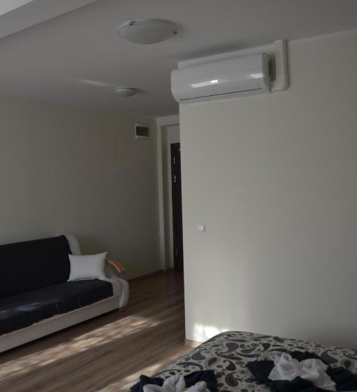 Полулюкс, Bartnik