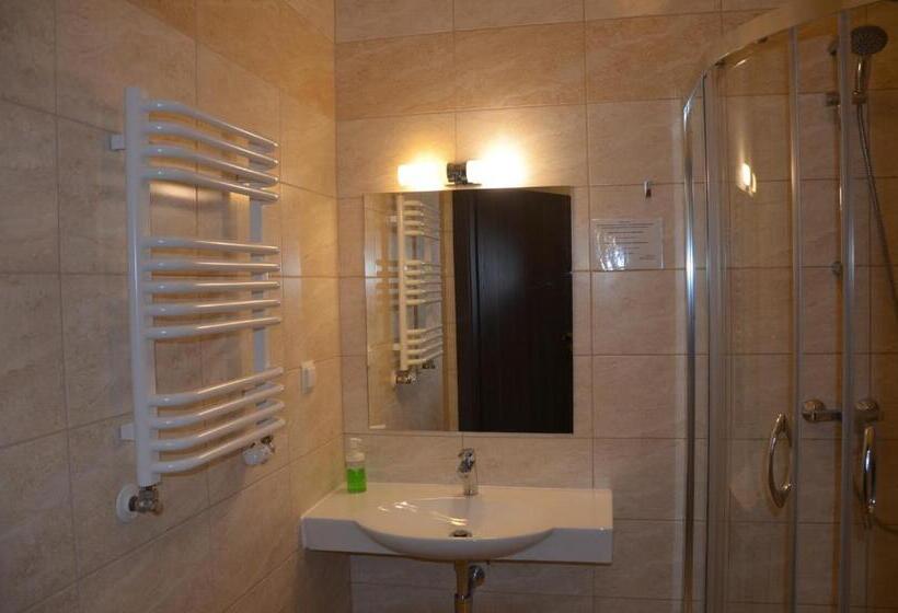 Номер Deluxe, Bartnik