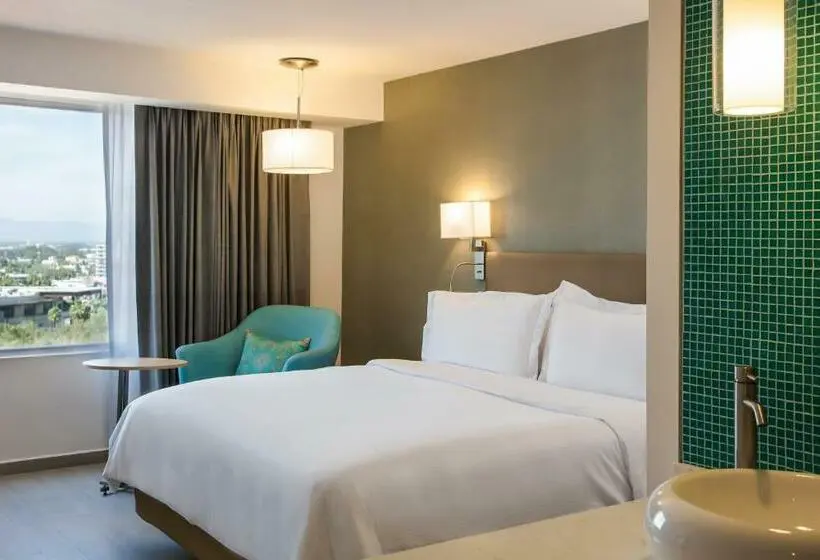 Superior-huone King-vuode, Fiesta Inn Puerto Vallarta Isla