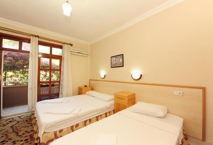 חדר סטנדרט, Golden Pension