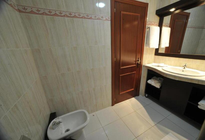 اتاق لوکس یک تخته, Numidien