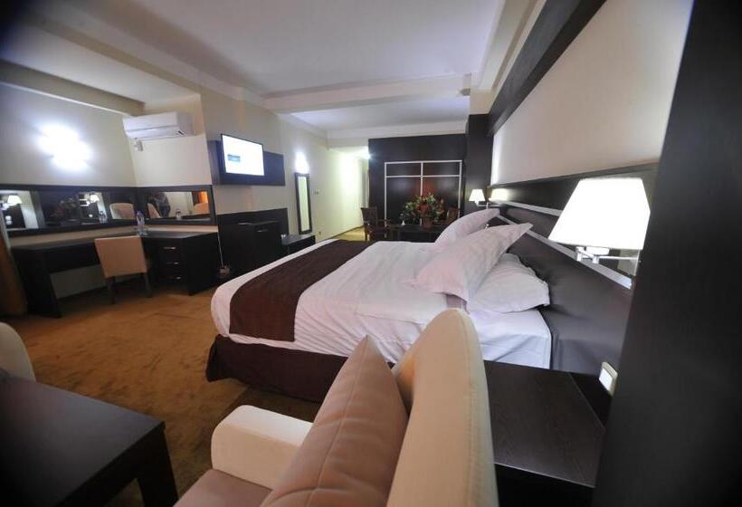 سوییت لوکس, Numidien