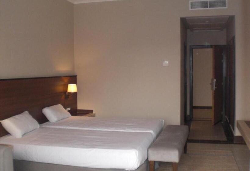 اتاق استاندارد, Oasis Palm