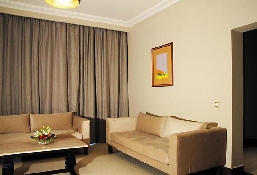 سوییت جونیور با بالکن, Oasis Palm