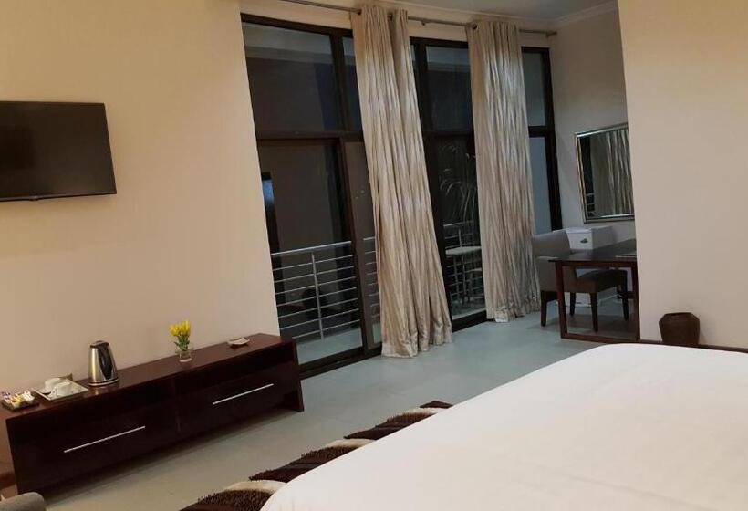 سوییت اجرایی, Pamo Hotel And Restaurants