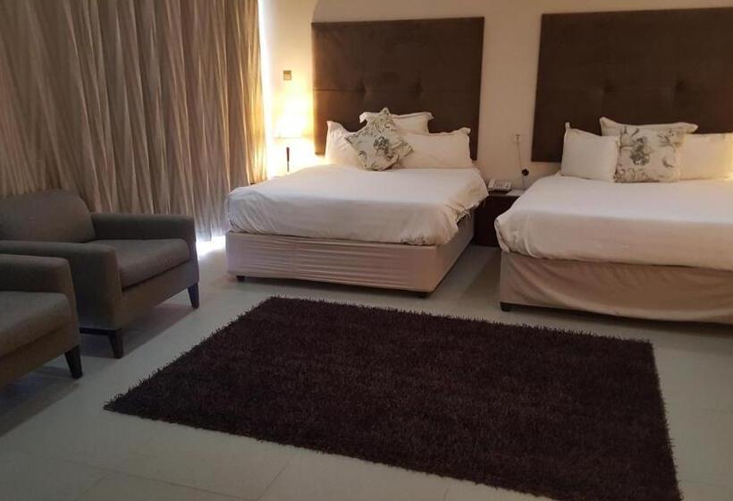 اتاق لوکس, Pamo Hotel And Restaurants