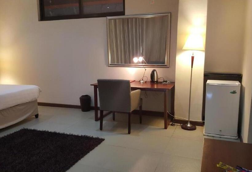 اتاق لوکس, Pamo Hotel And Restaurants