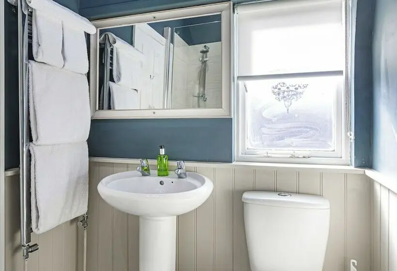 Classic Yhden Hengen Huone, The Feathers Hotel, Helmsley, North Yorkshire