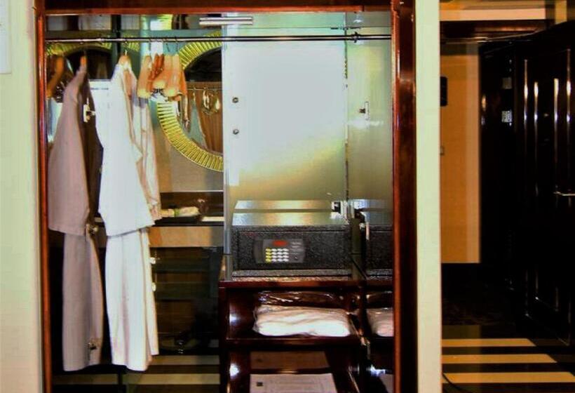 اتاق لوکس, The Raintree Dhaka A Luxury Collection