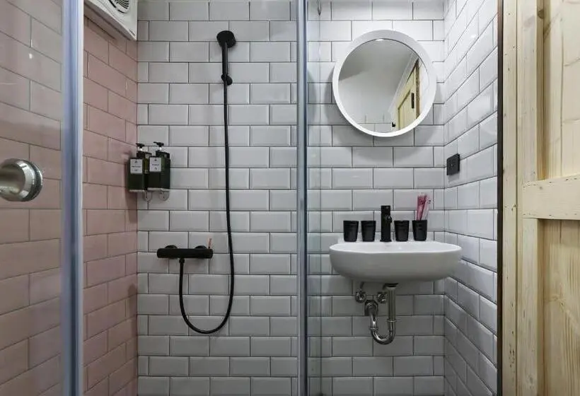 اتاق اکونومی, Mini Hotels