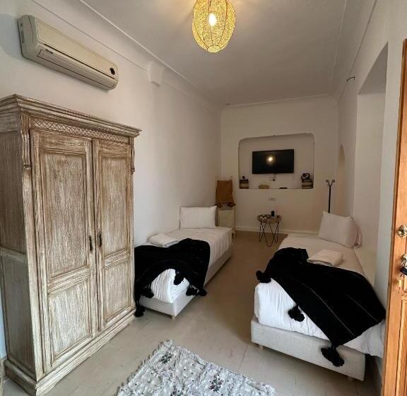 اتاق لوکس خانوادگی, Riad Sarah Sabrina