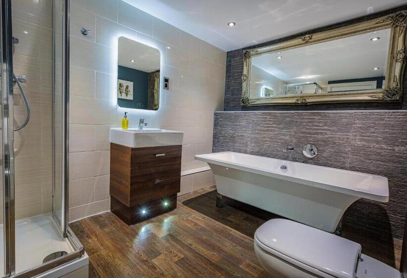 جناح ديلوكس, The Feathers Hotel, Helmsley, North Yorkshire