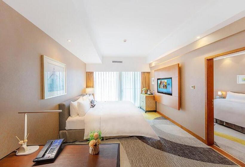 سوییت خانوادگی, Hampton by Hilton Zhuhai Gongbei Port