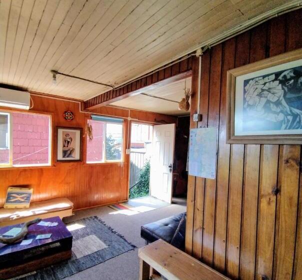 سرير فى غرفة مشتركه, Hostal Casa Damasco