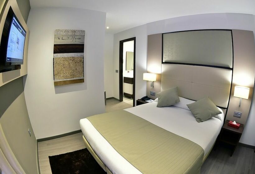 اتاق لوکس, Az Hôtels Vieux Kouba