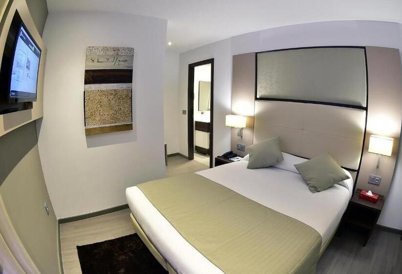 اتاق لوکس, Az Hôtels Vieux Kouba