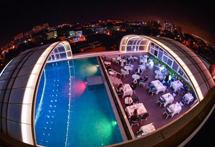 سوییت سوپریور, Az Hôtels Vieux Kouba