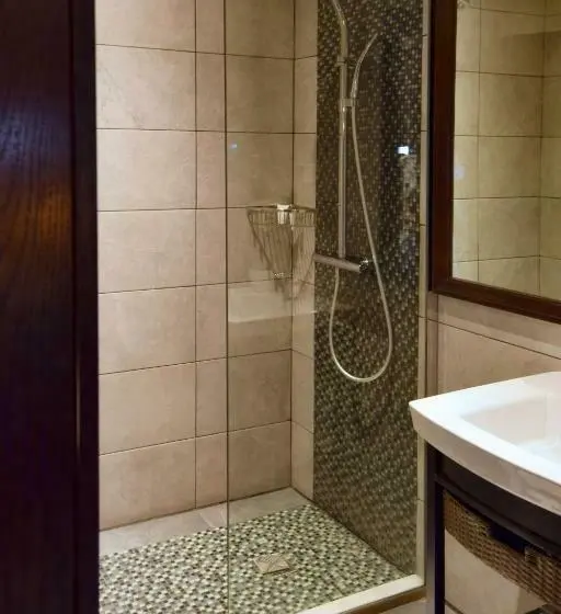 キングサイズベッドのスーペリアルーム, Best Western Plus Fursan