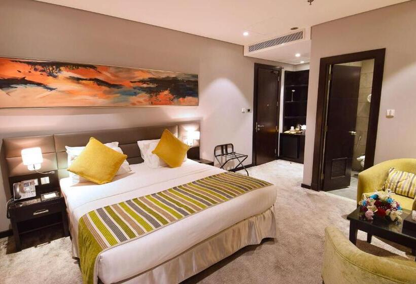 חדר דחוקס עם מיטת קינג, Best Western Plus Fursan