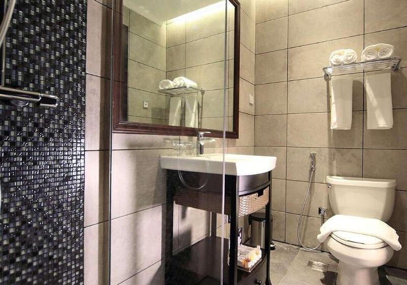 חדר דחוקס עם מיטת קינג, Best Western Plus Fursan