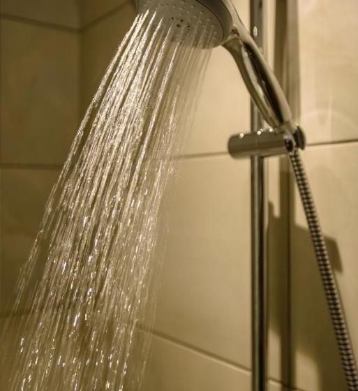 اتاق استاندارد با تخت بزرگ برای معلولان, Crowne Plaza Nairobi Airport, An Ihg