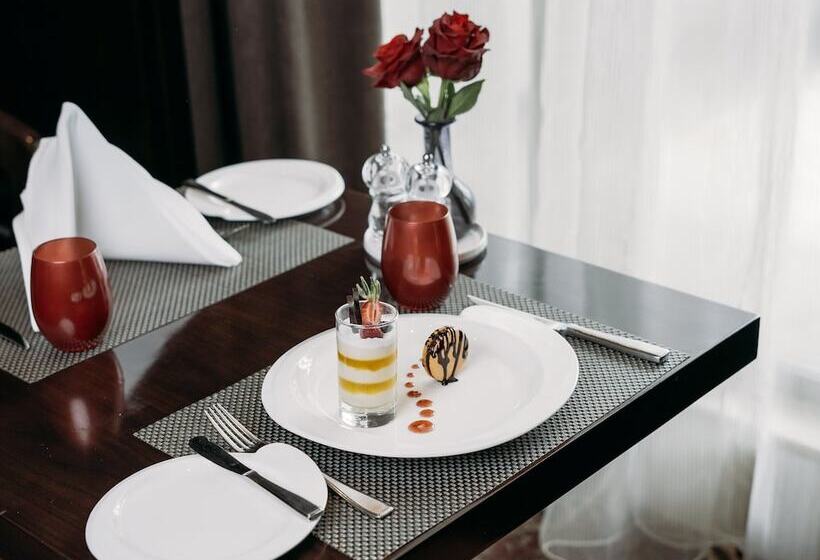 اتاق استاندارد, Crowne Plaza Nairobi Airport, An Ihg