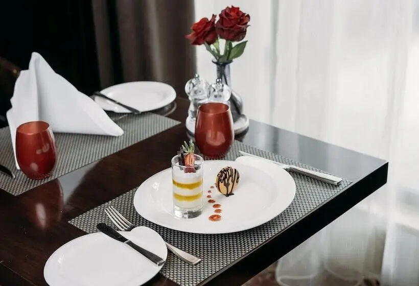 اتاق استاندارد, Crowne Plaza Nairobi Airport, An Ihg
