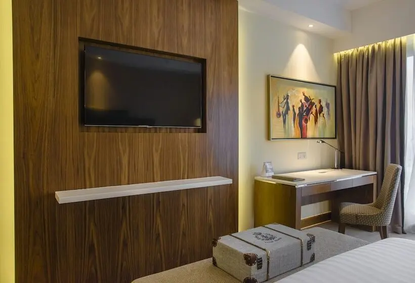 اتاق استاندارد با بالکن, Crowne Plaza Nairobi Airport, An Ihg