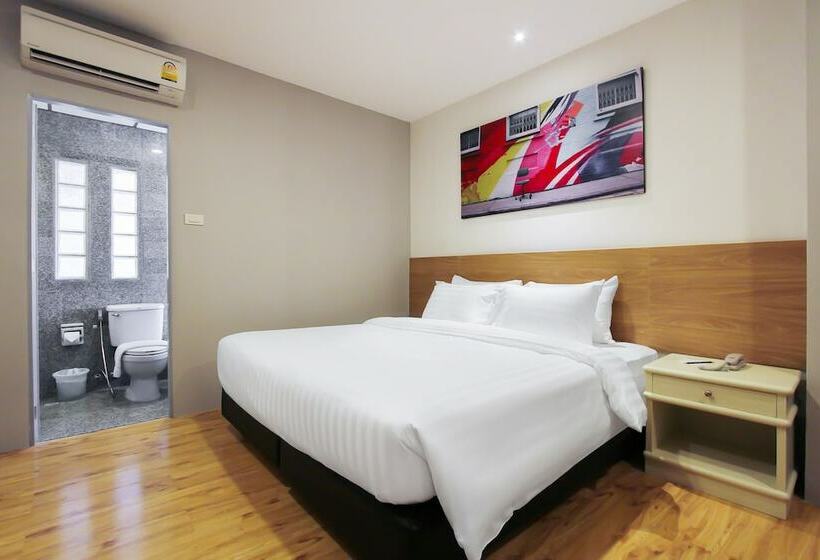 غرفة ديلوكس, Pula Silom