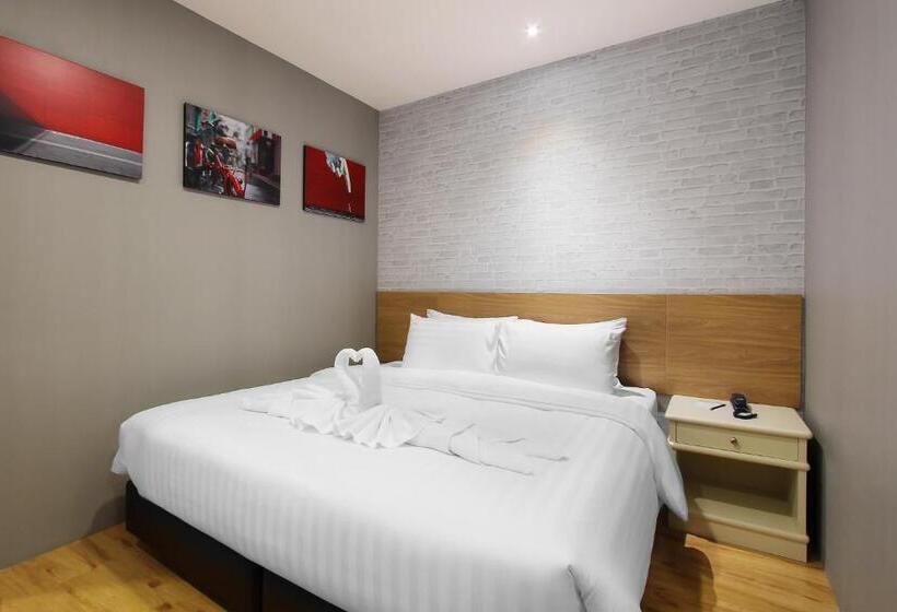 غرفة ديلوكس, Pula Silom