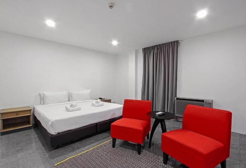 غرفة بريميوم, Pula Silom