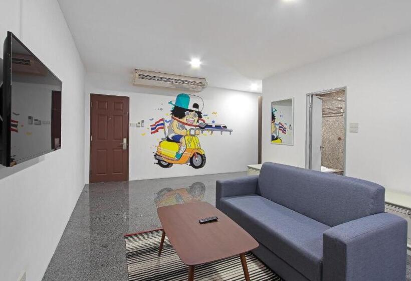 غرفة بريميوم ثلاثية, Pula Silom