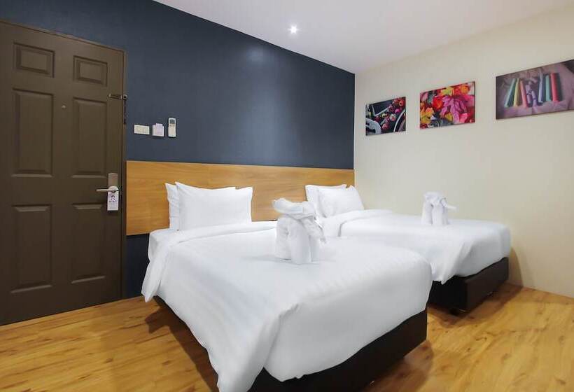 Номер Deluxe, Pula Silom