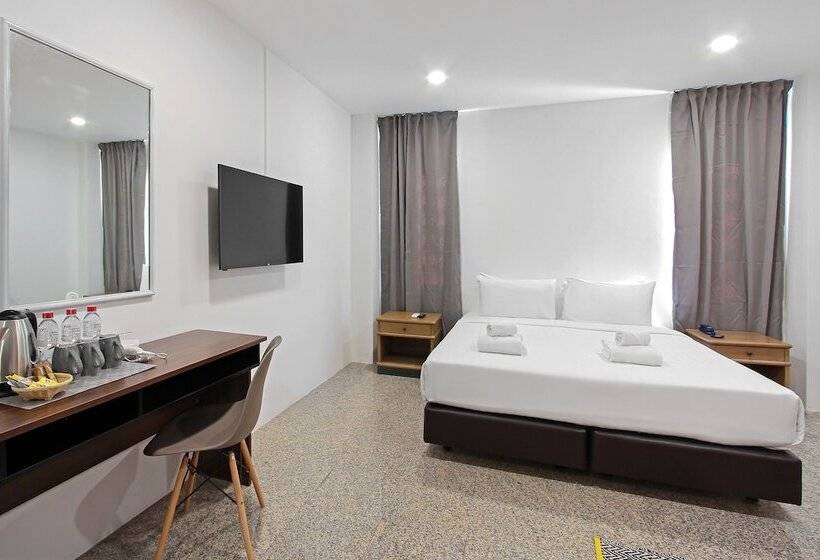 غرفة بريميوم, Pula Silom