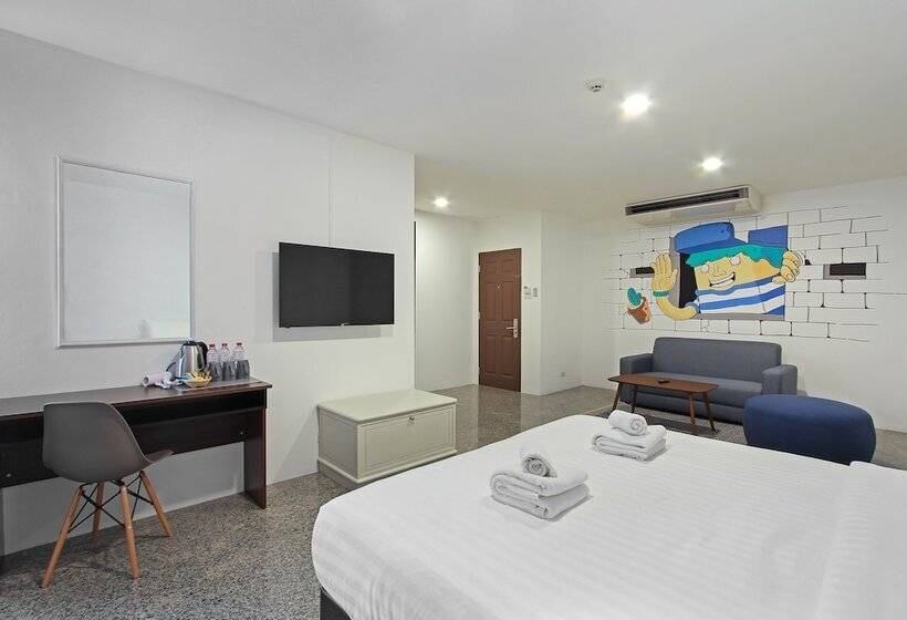 غرفة بريميوم, Pula Silom