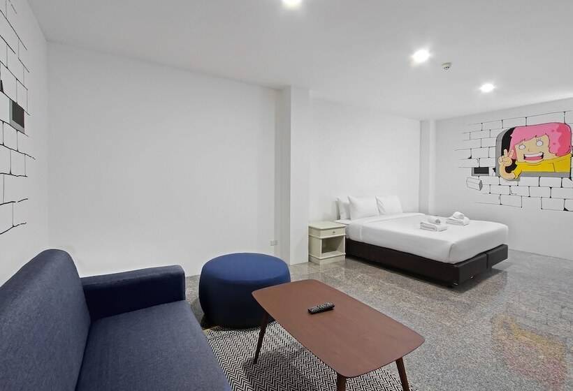 غرفة بريميوم, Pula Silom