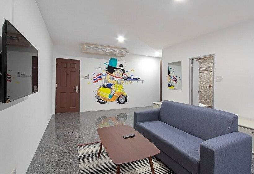 غرفة بريميوم ثلاثية, Pula Silom