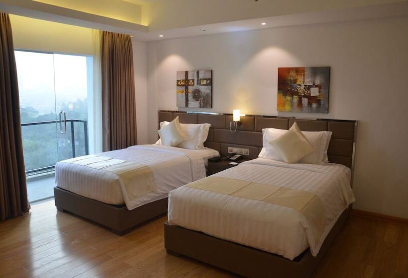 اتاق سوپریور, Golden Tulip  The Grandmark Dhaka