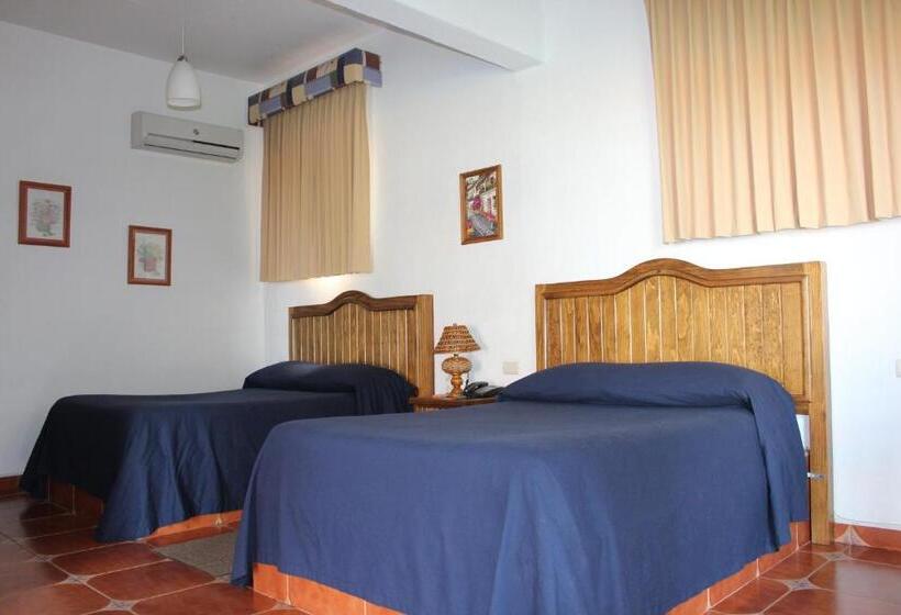 اتاق سوپریور, La Plaza De Tequisquiapan