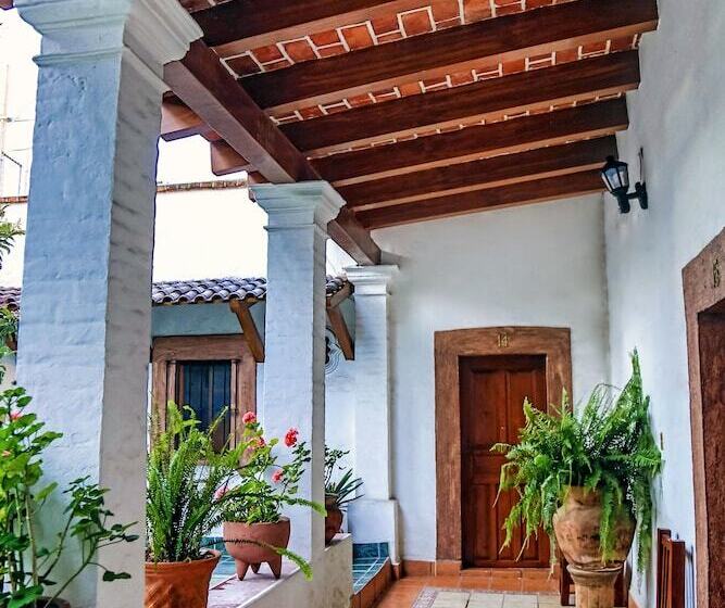 اتاق استاندارد, La Plaza De Tequisquiapan