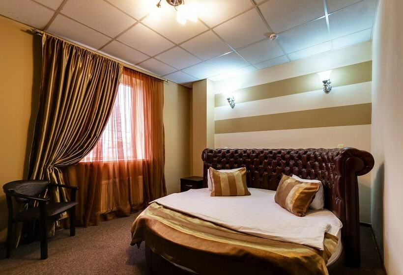 高级大房间, Marton Severnaya